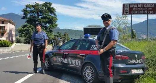 Pietramurata, esplode bancomat, ladri in fuga a mani vuote