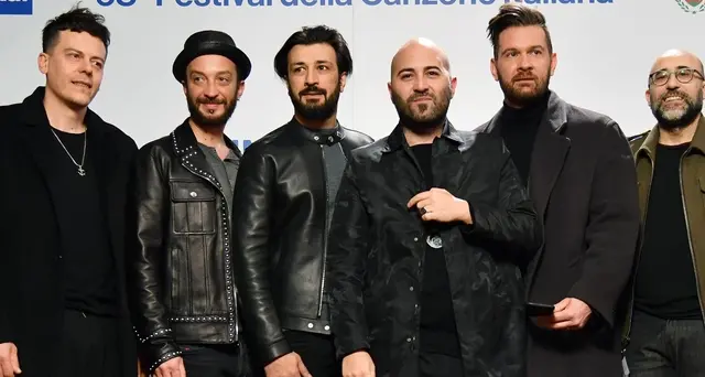 Negramaro ai fan, Lele sente l'affetto