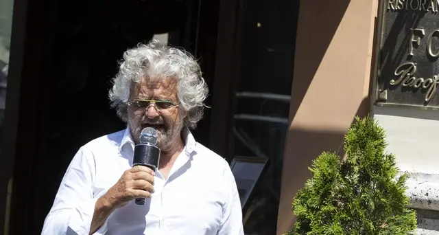 Grillo, banche non ci diano dei matti