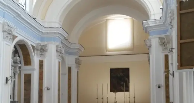 Prete vende oro Madonna.Vescovo,si scusi