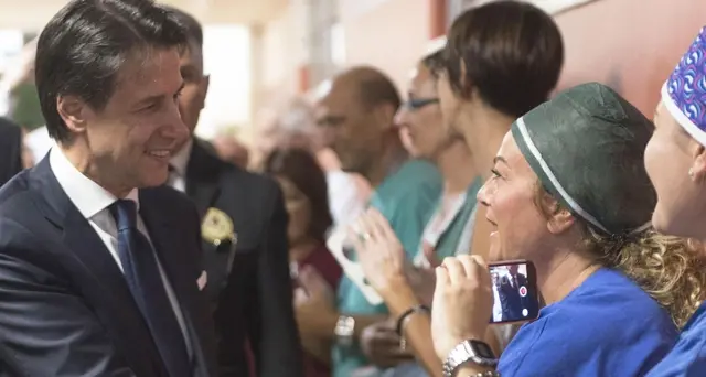 Conte, dialogo con tecnici