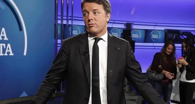 Casalino, Renzi, è il manganello via web