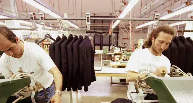 M5S, jobs act colpo di grazia al lavoro