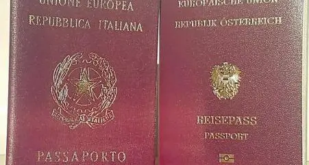 Camera, coro di no sul doppio passaporto