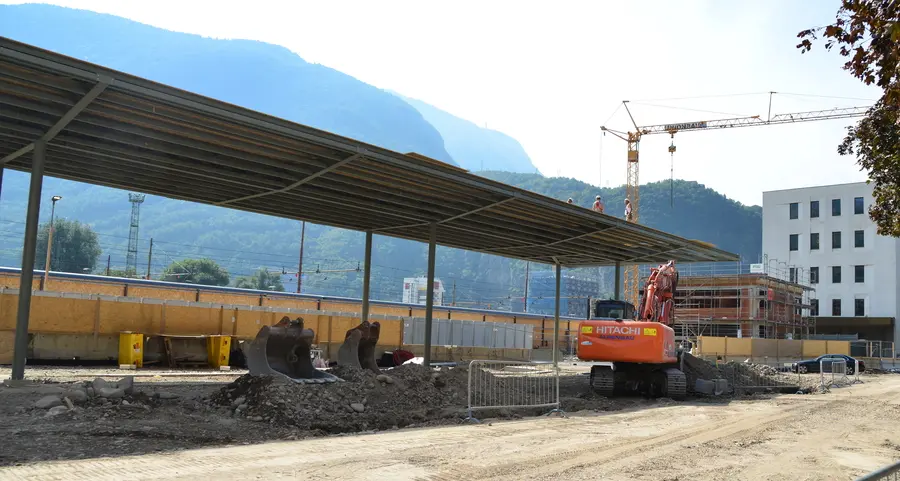 Stazione dei bus, non sarà pronta prima di novembre