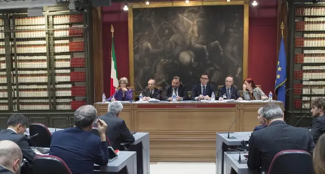 Padoan, deficit insostenibile