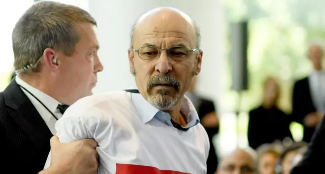 Merkel-Erdogan,estromesso reporter turco