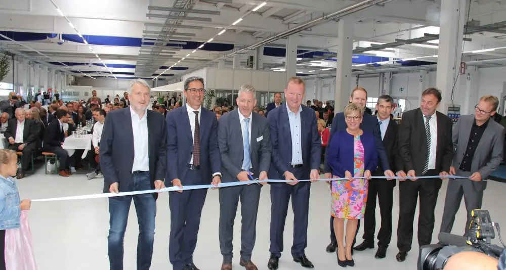 Monguelfo, inaugurato il nuovo stabilimento del Gruppo Gkn