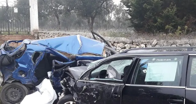 Bimba morì in auto, genitori condannati
