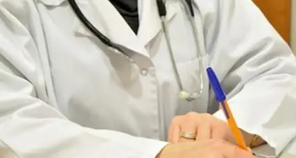 Il medico non cura l'immigrato e l'Ordine avvia l'attività disciplinare