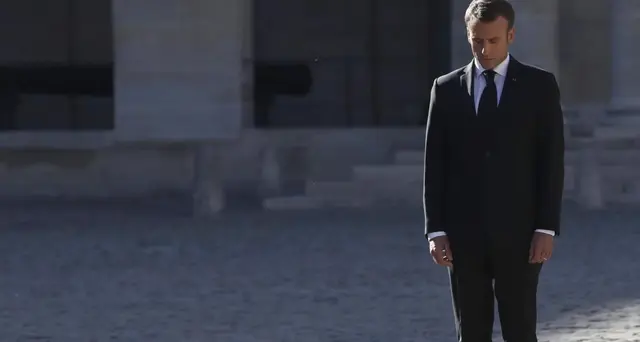 Aznavour: Macron, poeti non muoiono mai