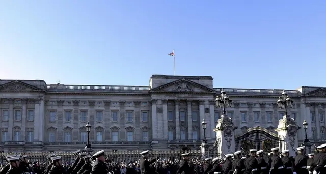Mega restauro a Buckingham Palace