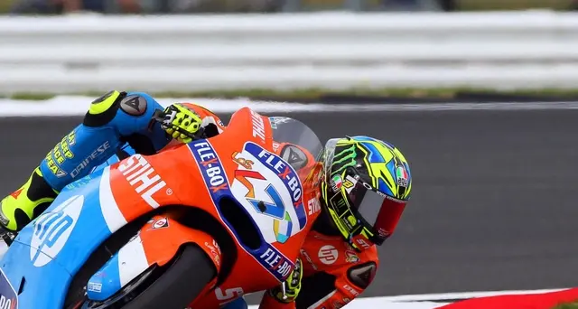 Baldassarri in pole nella Moto2