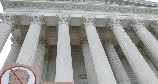 Kavanaugh: al via petizione impeachment