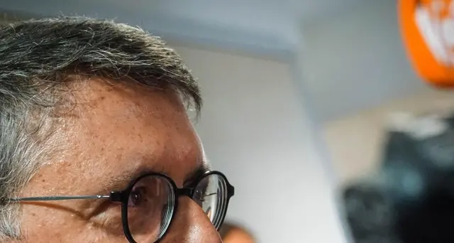 Cantone, Conte plausibile su concorso
