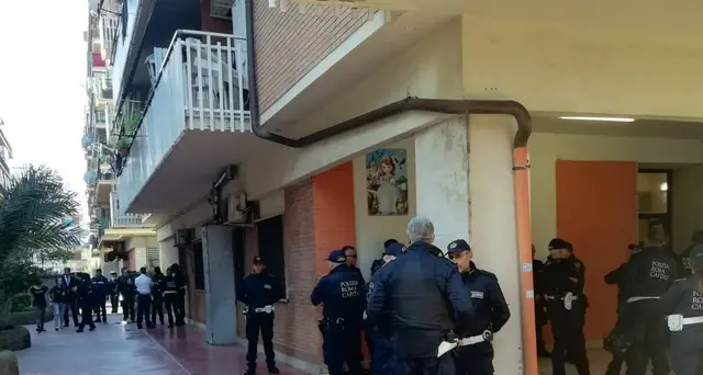 Sgomberata un'altra casa del clan Spada