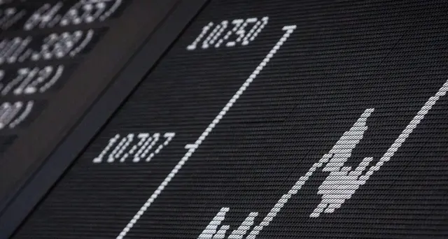 Spread Btp-Bund risale a 305 punti base