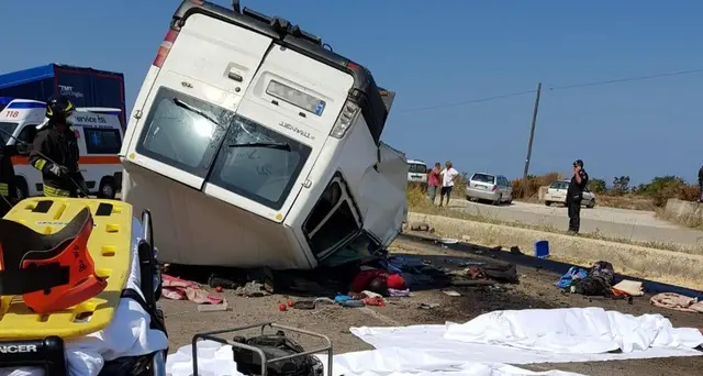 Foggia, rimpatriate salme braccianti