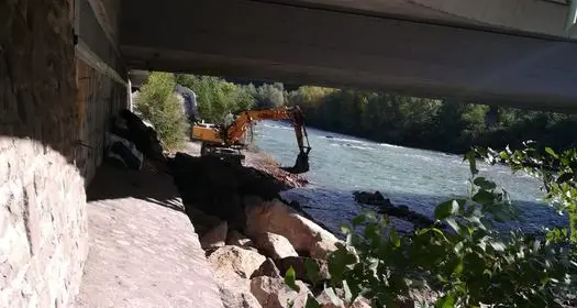 Ponte Virgolo inaccessibile per i senzatetto