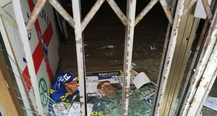 Ala, attentato nella notte alla sede della Lega