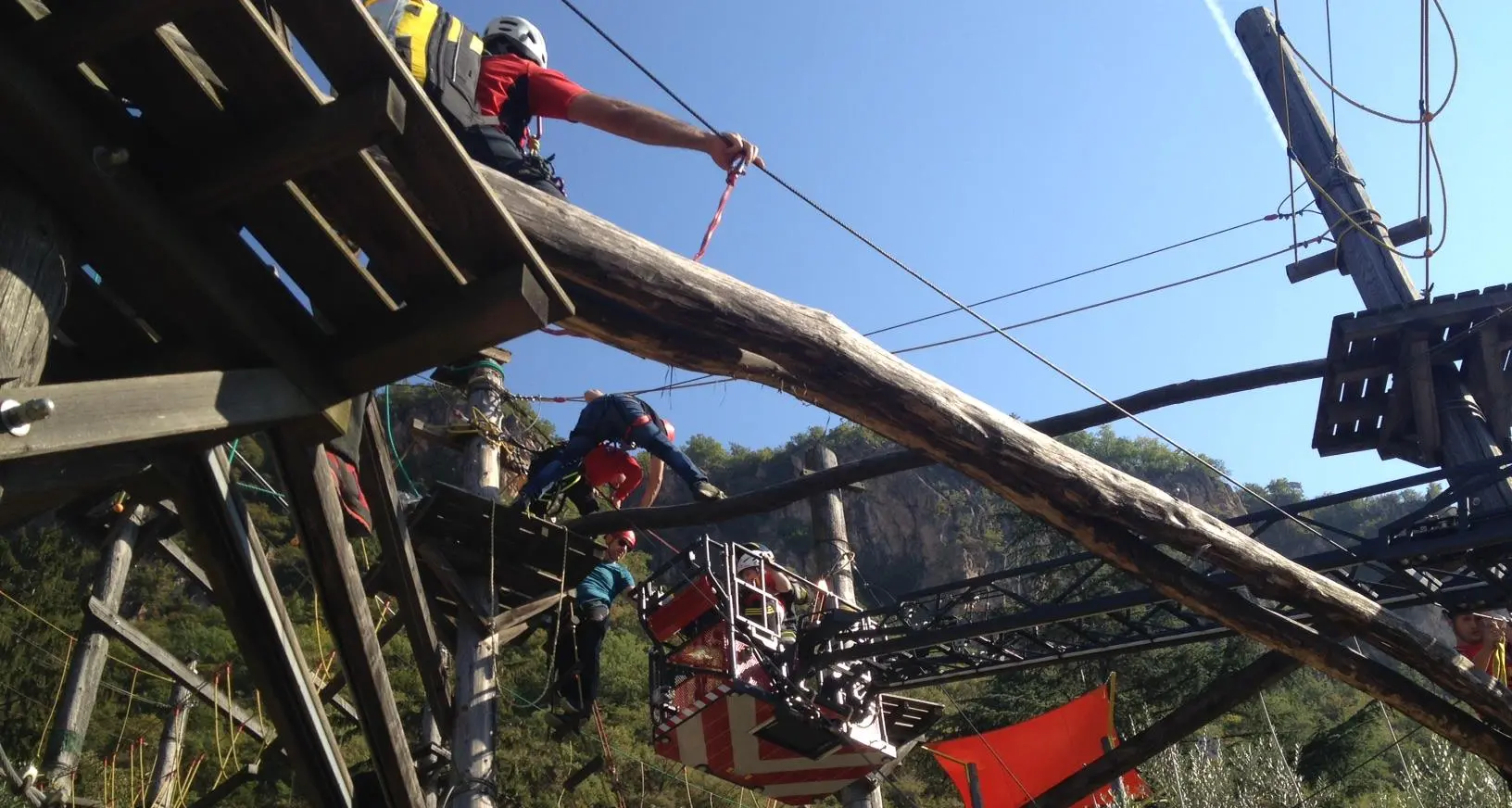 Ha un malore al parco avventura di Terlano, interviene il Soccorso Alpino