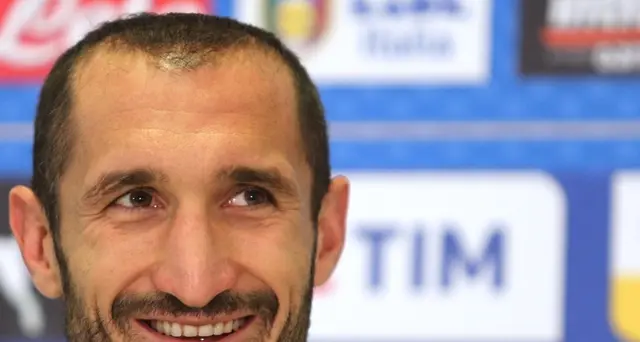 Chiellini, nazionale sia esempio