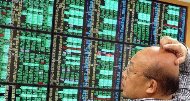 Borsa Shanghai poco mossa, apre a +0,02%