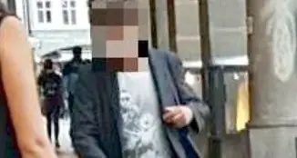 Un nuovo ladro seriale fa razzia in via Portici