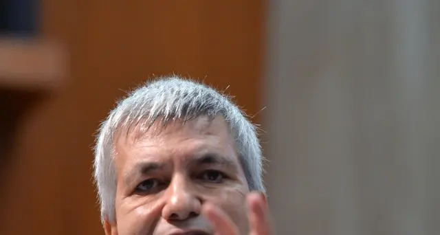 Infarto per Vendola,non in pericolo vita