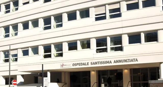 Molestò una collega, primario licenziato