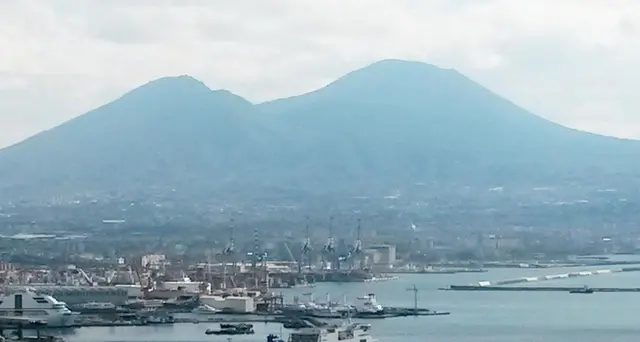 Vesuvio, 41 scosse 'ma no allarmismi'