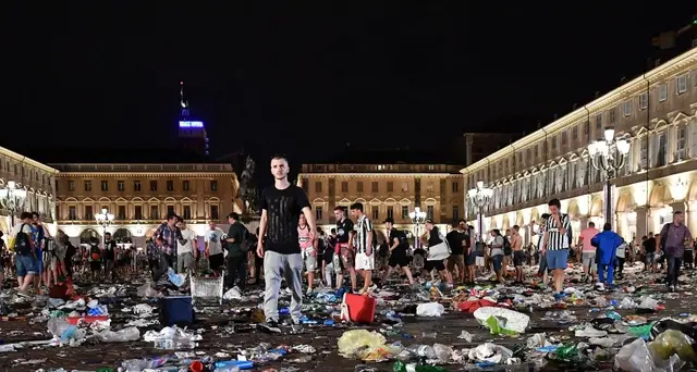 P.za S.Carlo, domani udienza preliminare