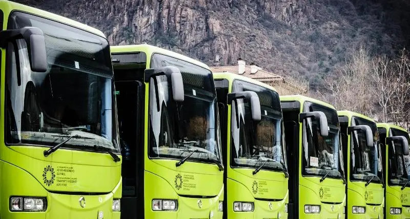 Trasporto pubblico, prorogata la concessione per i bus