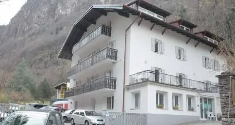 Caritas, operatore patteggia 22 mesi