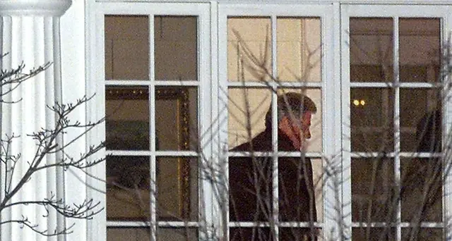 Trovata una bomba nella casa dei Clinton
