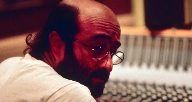 Lucio Dalla, la storia in 70 canzoni