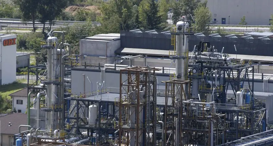 Cisterne mezze piene, allarme sicurezza alla Solland