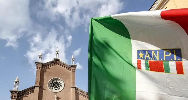 Anpi, nessuna passeggiata fascista