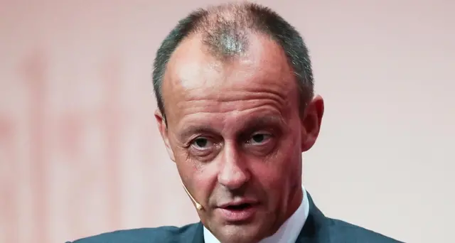 Merz vuole candidarsi a presidenza Cdu