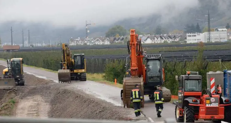 Frana sull’autostrada Sei vetture centrate