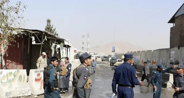 Kabul, kamikaze contro prigione: 7 morti
