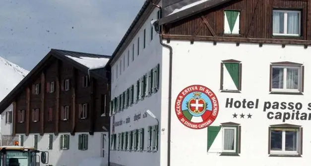 Iniziata l'evacuazione delle 193 persone bloccate al Passo dello Stelvio