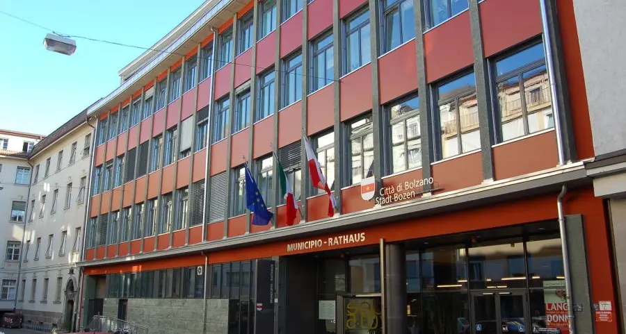 Ponte di Ognissanti, venerdì 2 novembre chiusi gli uffici comunali