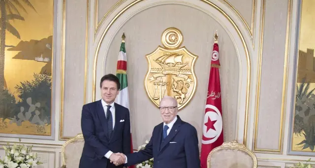 Conte, a Tunisi per confronto su Libia