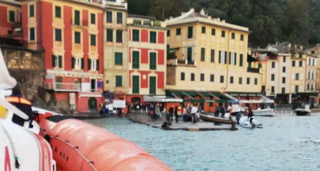 Capitaneria porta scuola bimbi Portofino