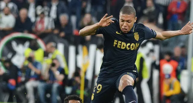 Mbappè vale oltre 200 milioni