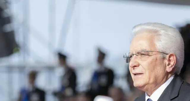 Mattarella, lavoro base unità nazionale