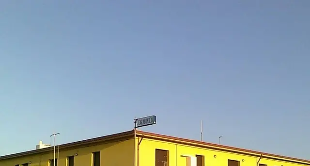 Sedicenne accoltella compagno classe