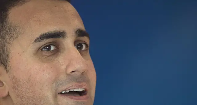 Di Maio,Raggi?Nostro codice parla chiaro