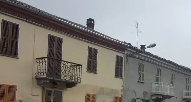 Spari durante pignoramento, morto perito